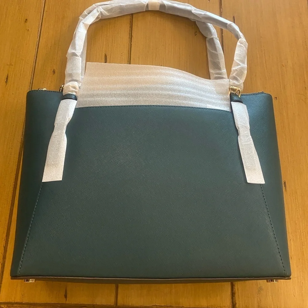Michael Kors Voyager Large Blue Leather Tote Authentic New w Tags & Dust Bag